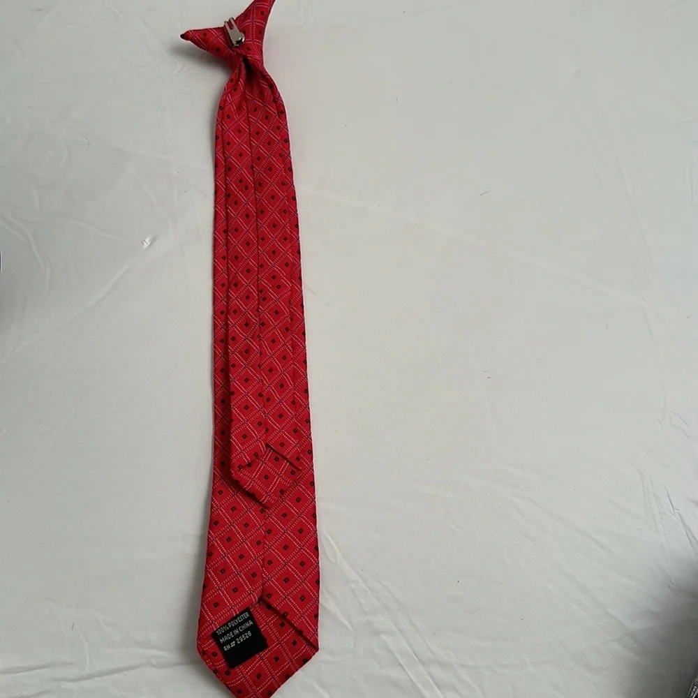 Kalikow boys red multicolor pattern clip on tie